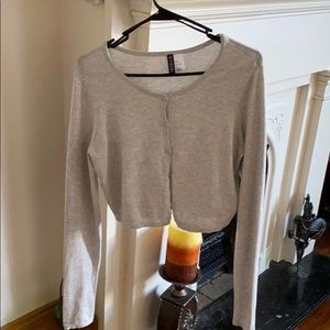 Light gray cropped sweater